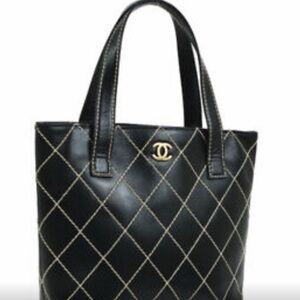 AUTHENTIC LIMITED EDITION CLASSIC CHANEL MINI BAG- discontinued